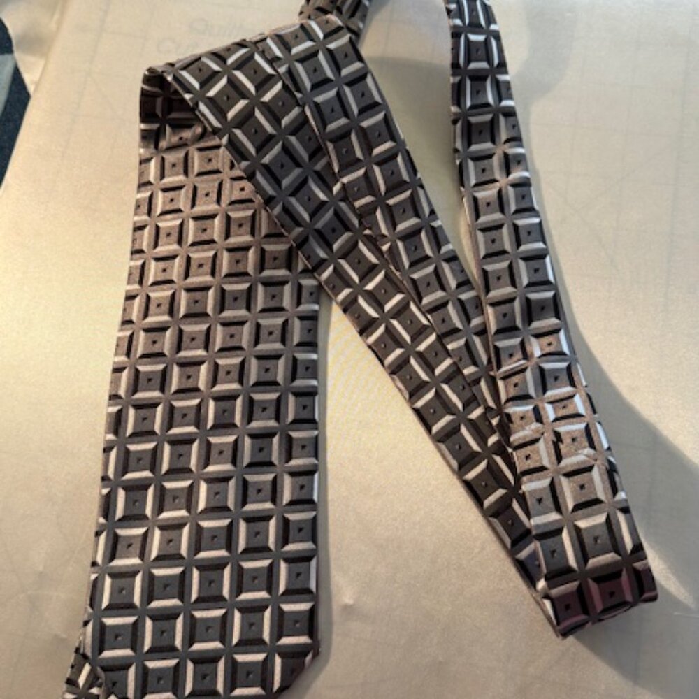 Alexander Julian tie